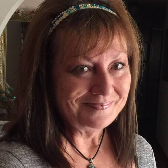 Meet your Posher, Laura - Picture 1 of 1